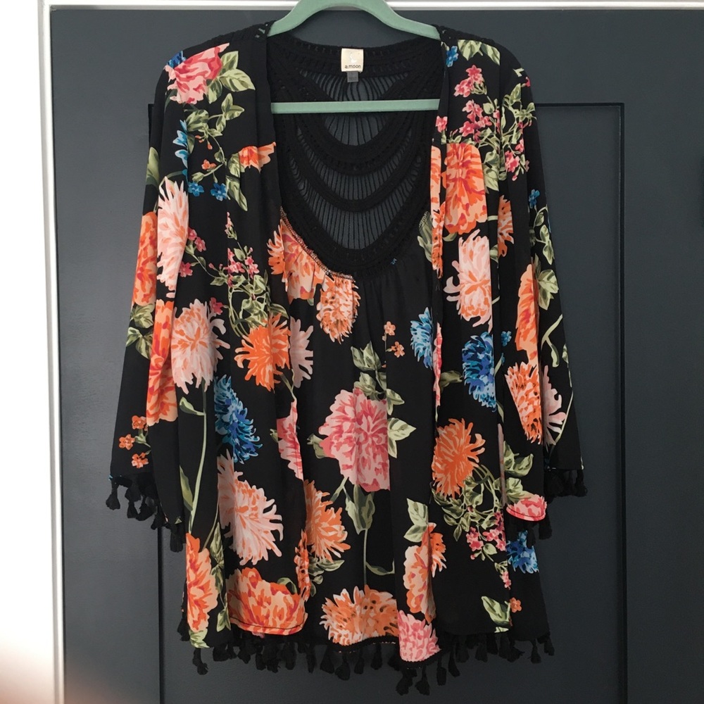 Black floral Kimono